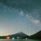 富士山に掛かる星のアーチ