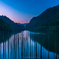 自然湖夜明け