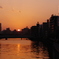 都市の夕暮れ