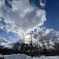 雲の隙間に
