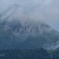 岩山のある風景