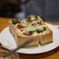 レトロ喫茶店のピザトースト
