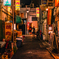 におい漂う裏路地にて