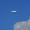 飛行機と雲