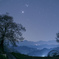 折り重なる夜の山々
