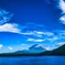 本栖湖の空と富士山