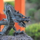 水を吐く龍