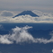 頭を雲の・・金峰山より