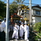 鎌倉面掛行列／江ノ電の踏切を渡る