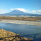 富士山と鮎師