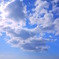 迫る雲