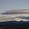 染まる吊り雲