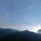 飛行機雲のある空