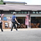 参道沿いの店