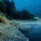 夜明けの湖畔