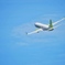 秋空に向かって
