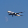 月と飛行機-1