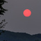 日没前の赤い太陽