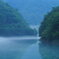 早朝の湖