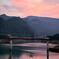 夕暮れの橋