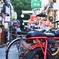 ゴールデン街で～レッド・チャリ