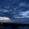 雲多き朝