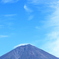 紅葉の富士山に笠雲