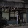 夜の散髪屋