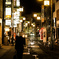 夜の繁華街
