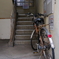 階段と自転車