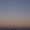 月と夕焼け
