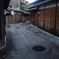 朝の祇園小路 -3
