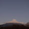 夜の富士山と笠雲