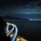 夜海を縫う光の軌跡