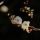 早咲きの白梅