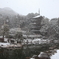 古塔の雪化粧