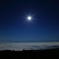 静寂の夜空に