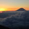 雲海と富士山と日の出