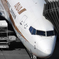 B737