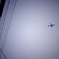 飛行機と電線