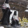 雪の降る横蔵寺にて