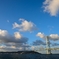 朝日を浴びる橋