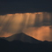 雲から光