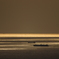 朝日に浮かぶ