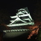 闇夜に浮かぶ、