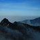 朝。山の中