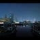 夜が明けるのを待つ街