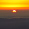 山の夕日