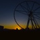 朝焼けと作りかけの観覧車
