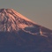 ”淡く焼けた宝永火山クレーター”